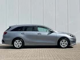 Kia Ceed Sportswagon (2024) thumbnail 5