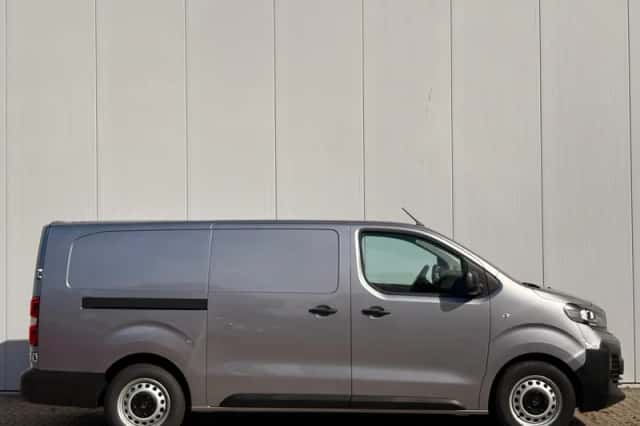 Opel Vivaro-e (2025) thumbnail 4