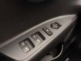 Kia Stonic (2025) thumbnail 32