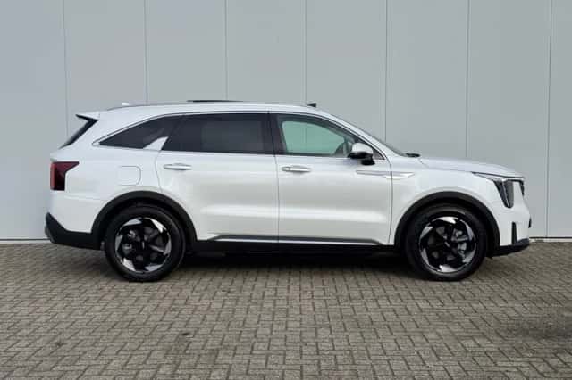 Kia Sorento (2026) thumbnail 4