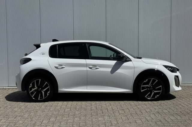 Peugeot 208 (2024) thumbnail 4