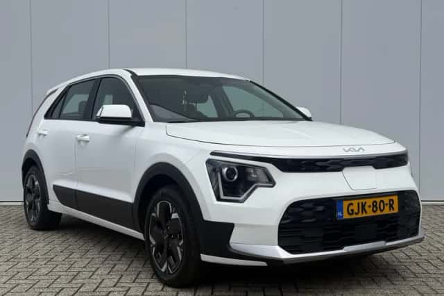 Kia Niro EV (2024) thumbnail 3