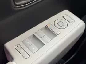Kia EV4 (2025) thumbnail 38