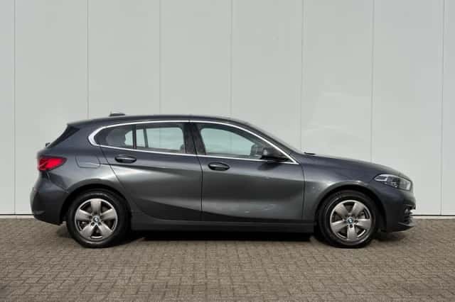 BMW 1-Serie (2021) thumbnail 6
