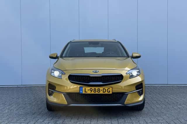 Kia XCeed (2021) thumbnail 2
