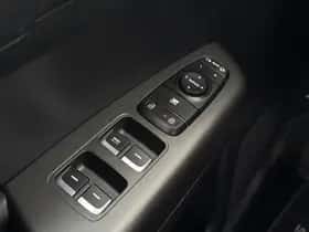 Kia Sportage (2019) thumbnail 14