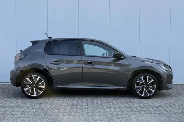 Peugeot 208 (2021) thumbnail 4