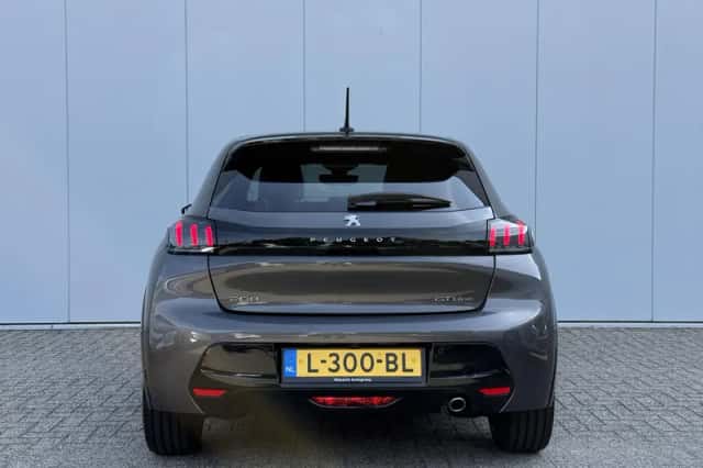 Peugeot 208 (2021) thumbnail 6
