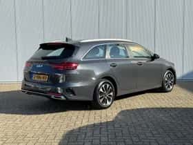 Kia Ceed Sportswagon (2024) thumbnail 5