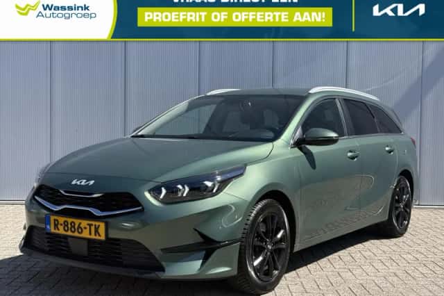 Kia Ceed Sportswagon (2022) thumbnail 1