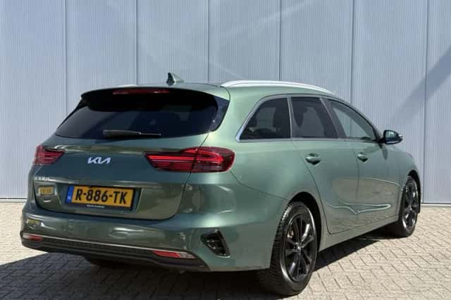 Kia Ceed Sportswagon (2022) thumbnail 5