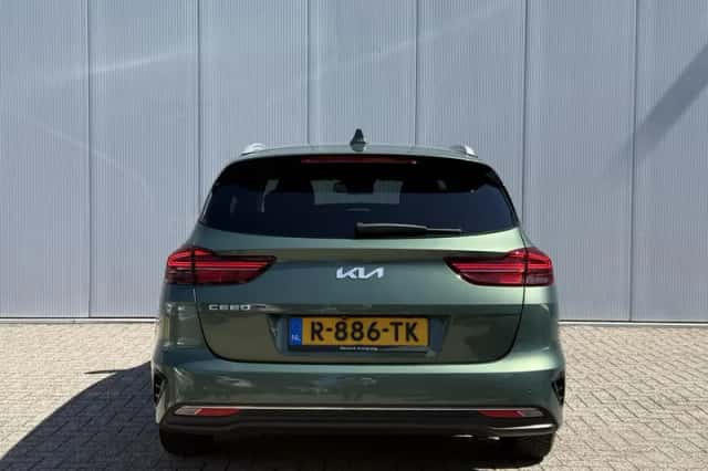 Kia Ceed Sportswagon (2022) thumbnail 6