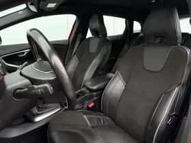 Volvo V40 (2017) thumbnail 12