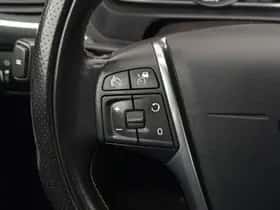 Volvo V40 (2017) thumbnail 17