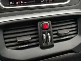 Volvo V40 (2017) thumbnail 29