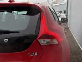 Volvo V40 (2017) thumbnail 39