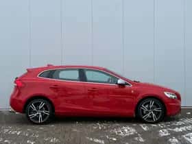 Volvo V40 (2017) thumbnail 5