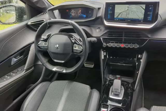 Peugeot 208 (2021) thumbnail 5