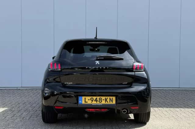 Peugeot 208 (2021) thumbnail 6