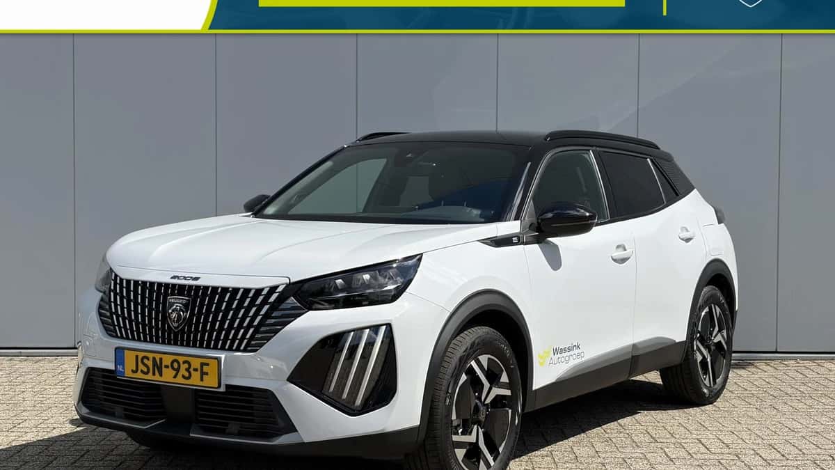 Peugeot e-2008 (2025) — foto 1