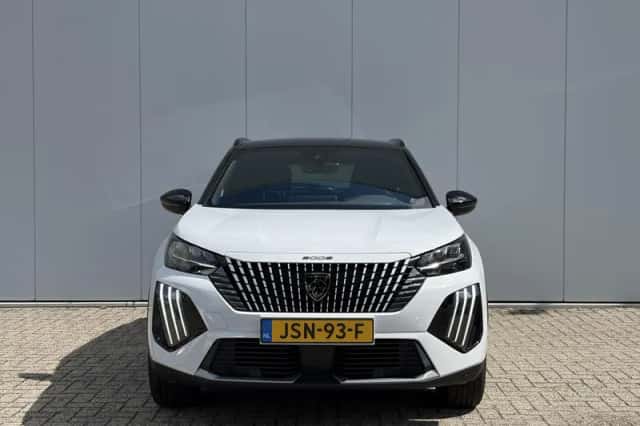 Peugeot e-2008 (2025) thumbnail 2