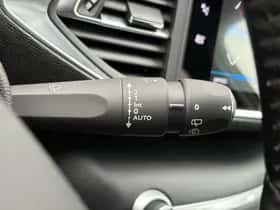 Peugeot 308 (2021) thumbnail 18