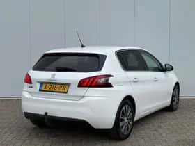 Peugeot 308 (2021) thumbnail 5