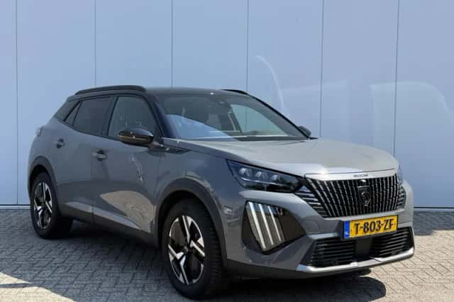 Peugeot e-2008 (2023) thumbnail 3