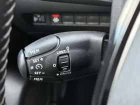 Peugeot 208 (2021) thumbnail 20