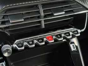 Peugeot 208 (2021) thumbnail 27