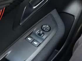Peugeot 208 (2021) thumbnail 30