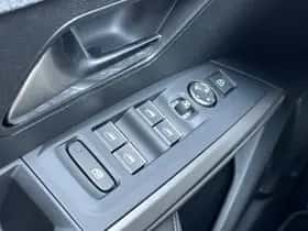 Peugeot 3008 (2025) thumbnail 21