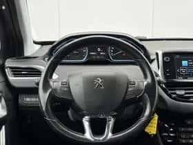Peugeot 2008 (2018) thumbnail 14