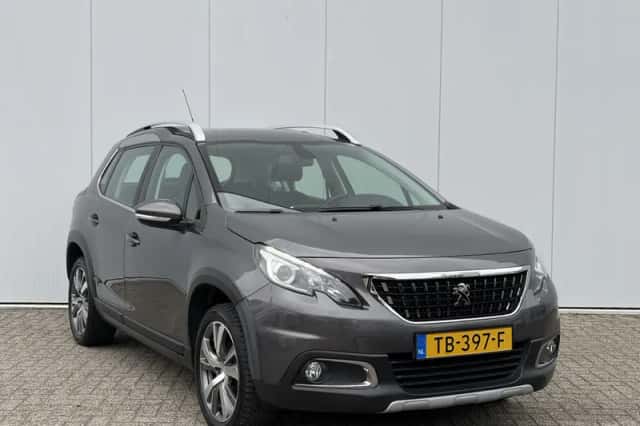 Peugeot 2008 (2018) thumbnail 3