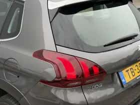 Peugeot 2008 (2018) thumbnail 33
