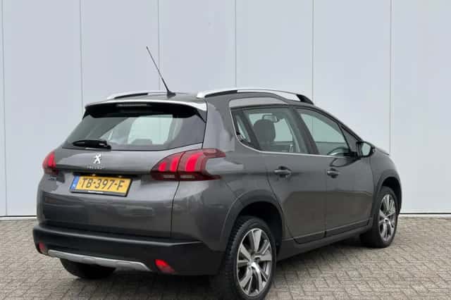 Peugeot 2008 (2018) thumbnail 5
