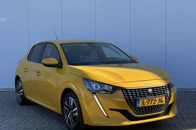 Peugeot 208 (2021) thumbnail 3
