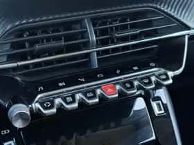 Peugeot 208 (2021) thumbnail 30