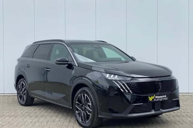 Peugeot 5008 (2025) thumbnail 4