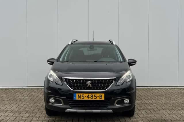 Peugeot 2008 (2017) thumbnail 2
