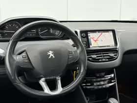 Peugeot 2008 (2017) thumbnail 13