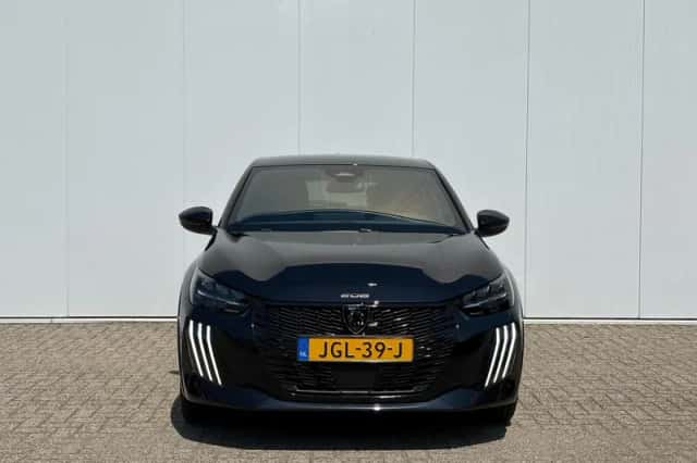 Peugeot 208 (2025) thumbnail 2