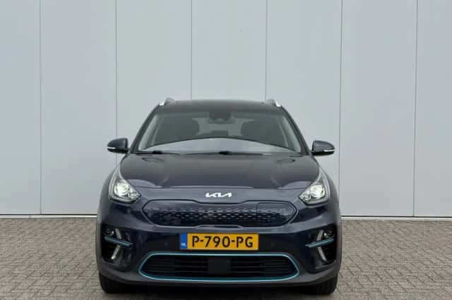 Kia Niro EV (2022) thumbnail 3