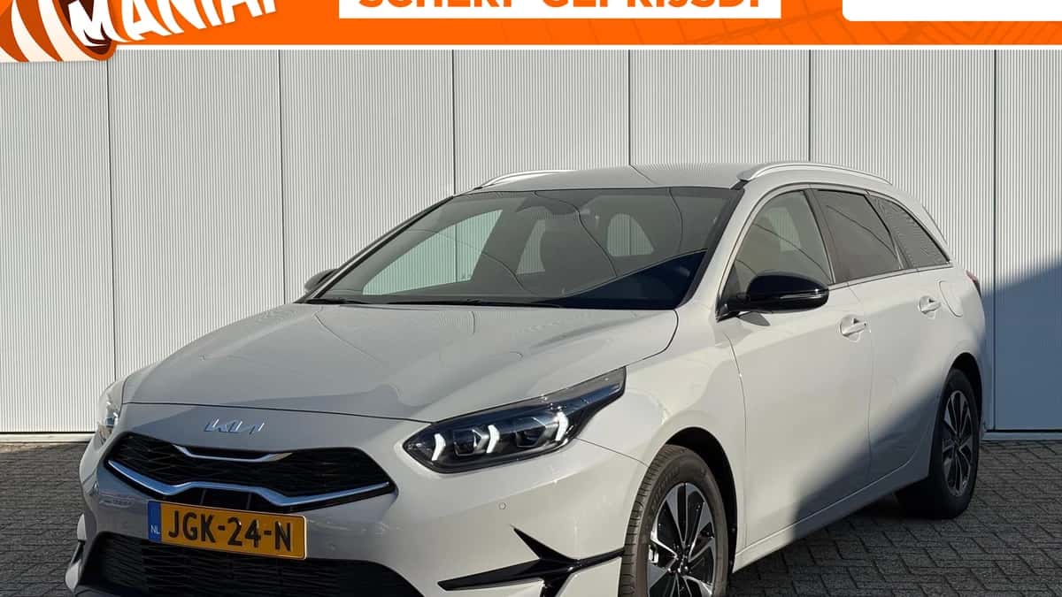 Kia Ceed Sportswagon (2025) — foto 1