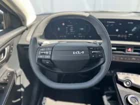 Kia EV6 (2025) thumbnail 17