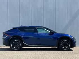 Kia EV6 (2025) thumbnail 4