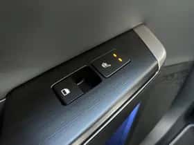 Kia EV6 (2025) thumbnail 41