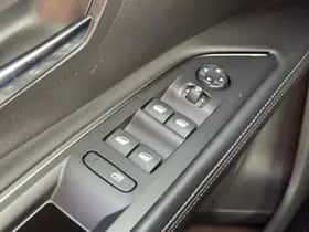 Peugeot 5008 (2021) thumbnail 30