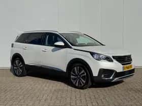 Peugeot 5008 (2021) thumbnail 4