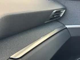 Peugeot 5008 (2021) thumbnail 38